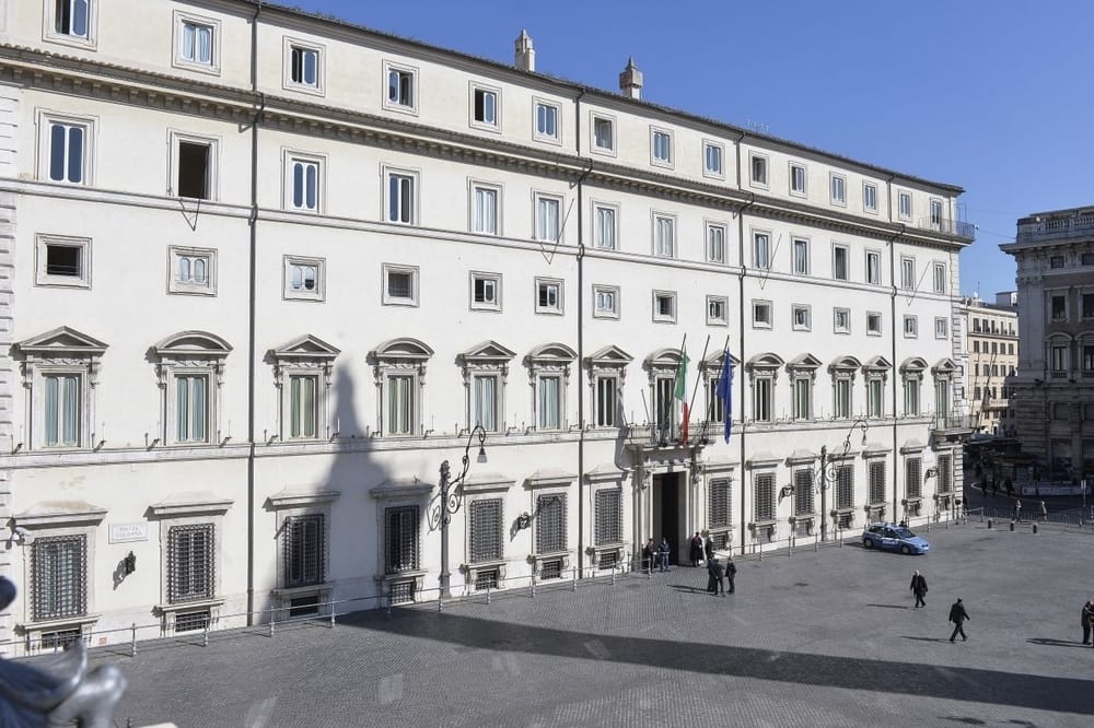 Agenda 2023: obbligo scolastico fino a 18 anni, più soldi per i docenti