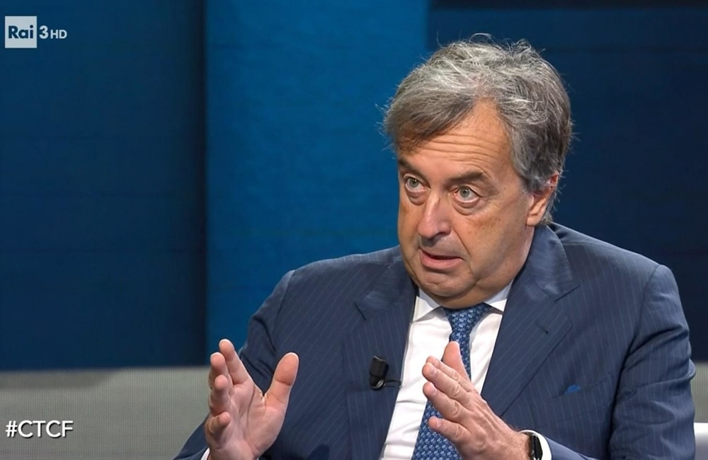 Burioni a 'Che tempo fa': “Incidenza massima del Covid nella fascia 0-9 anni”
