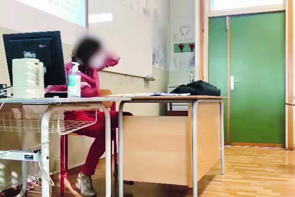 Docente colpita dai pallini di gomma traumatizzata: "Non riesco più a insegnare"