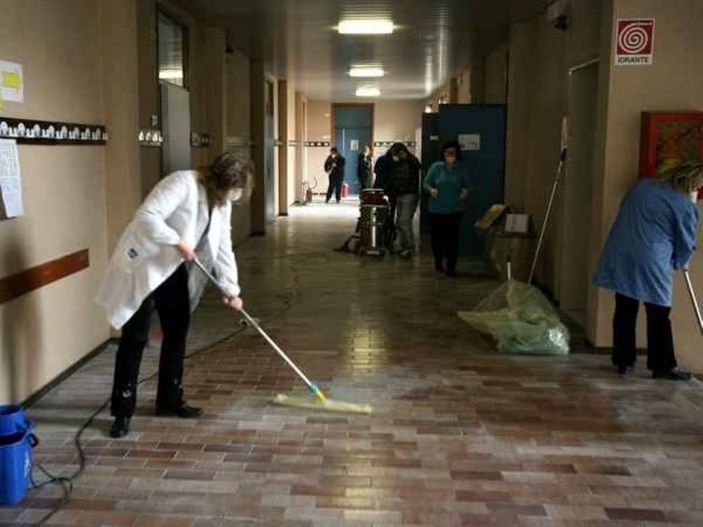 Graduatorie ATA 24 mesi 2023: invio domande confermato dal 27 aprile al 18 maggio