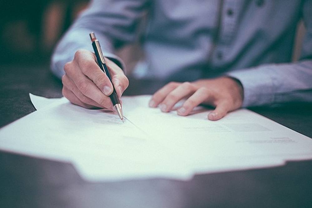 Scuola, rinnovato il CCNL: aumenti considerevoli per i docenti