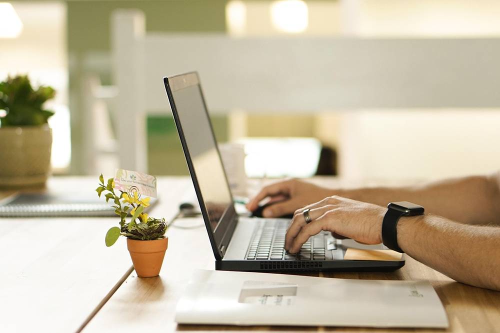 Alternanza Scuola Lavoro, i PCTO potrebbero cambiare nome: per Valditara nome poco comprensibile